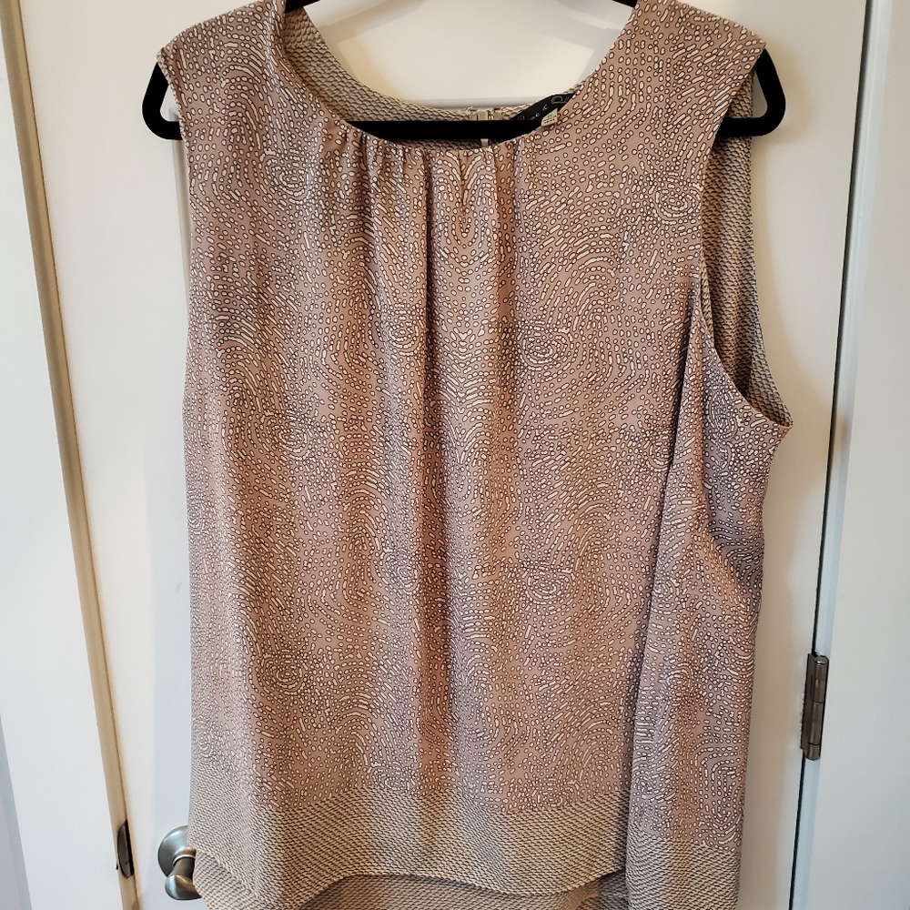 2X Sleeveless Pink Blouse